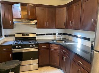 3113 Ditmars Blvd #2, Astoria, NY 11105