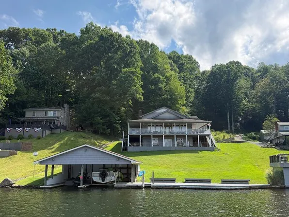 262 Circle Ridge Ct, Ghent, WV 25843