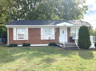 9527 Maple Rd, Louisville, KY 40229