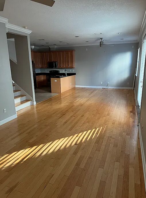 1st image of 409 S Westland Ave APT 2