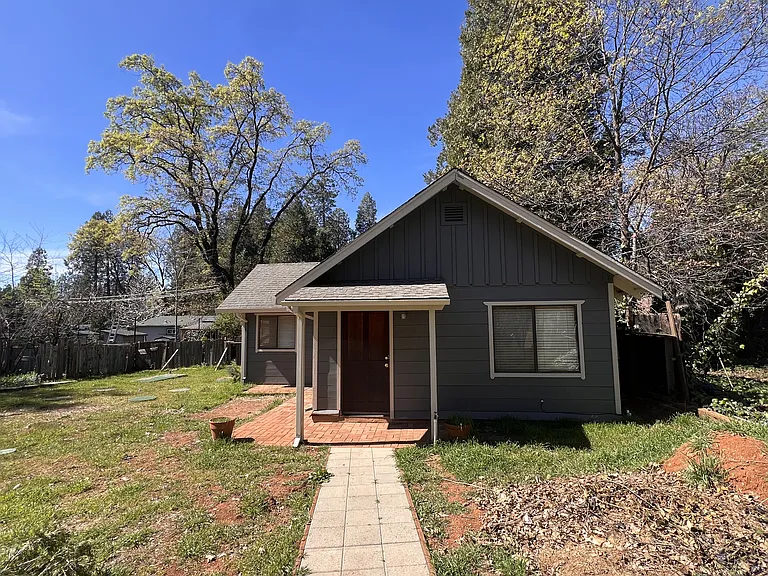 11218 Cedar Ridge Dr — Photo 2