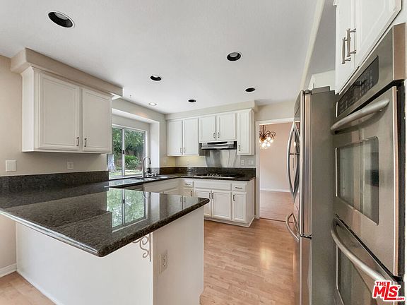 2nd image of 21859 Oliva Ct