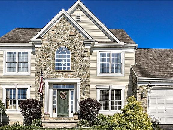 2nd image of 502 Rose Petal Ln