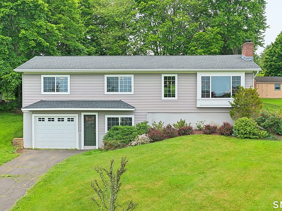 2nd image of 78 Farm Hill Road