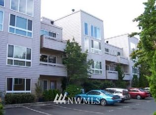 5844 NE 75th St #C-205, Seattle, WA 98115