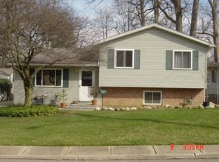 1079 Kevin Dr, Akron, OH 44313
