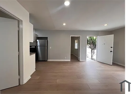 1132 S Oxford Ave #1 — Photo 3