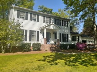 707 Indian Valley Dr, Burlington, NC 27217