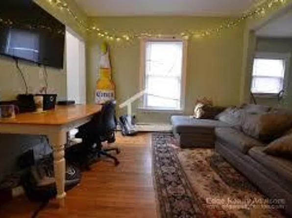 16 Pratt St #16, Allston, MA 02134