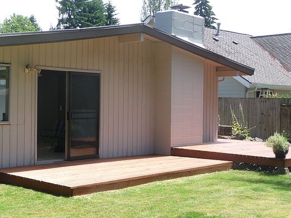 3rd image of 1711 168th Ave NE