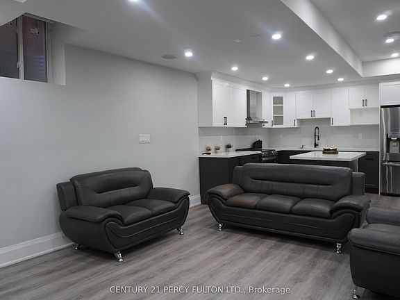 5th image of 12 Chesney Cres #Basement