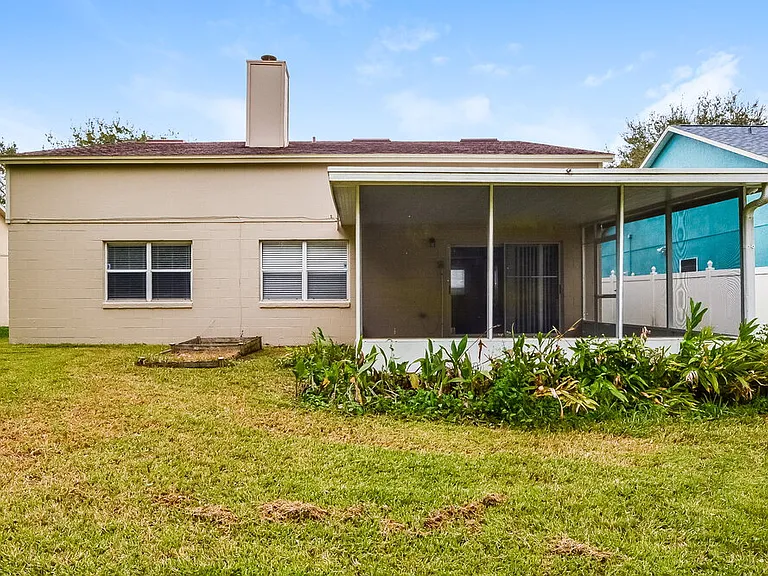 11184 Cypress Leaf Dr — Photo 20