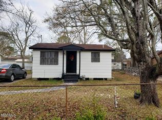 4931 Gen McArthur St, Moss Point, MS 39563