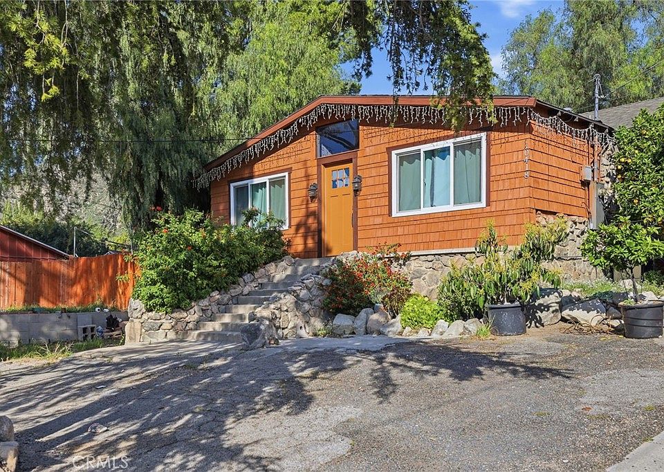 1st image of 10418 Samoa Ave