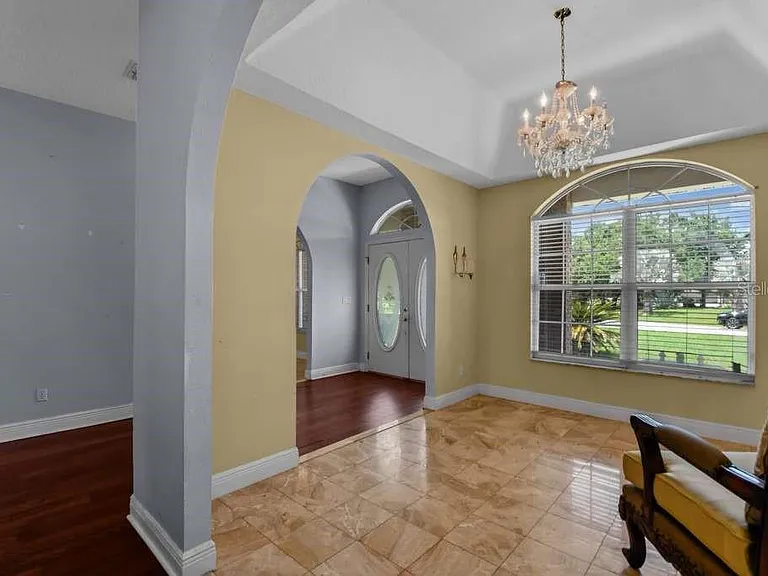 2396 Nightingale Ln — Photo 9