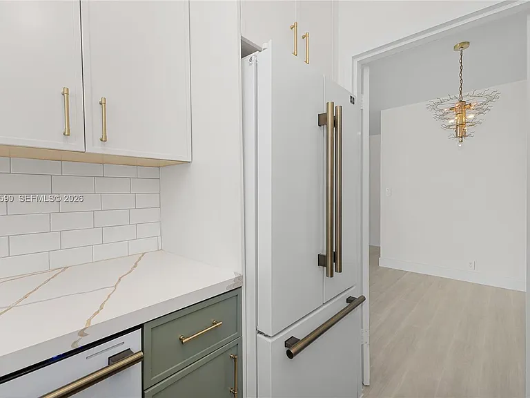 4747 Collins Ave #709 — Photo 4
