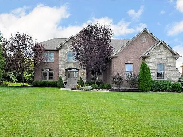 4024 Village Ridge Dr, Mason, OH 45040