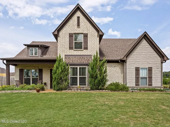 1865 Bakers Trl, Nesbit, MS 38651