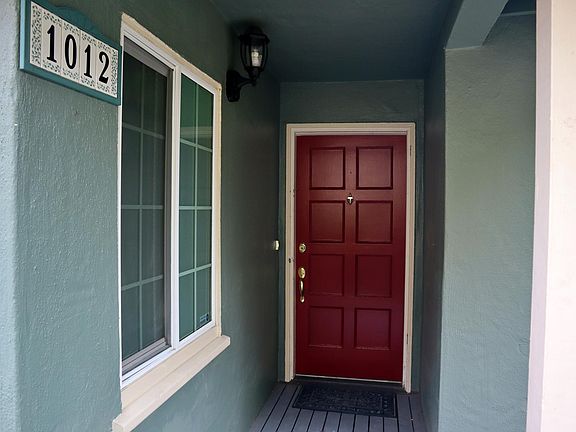 For Rent: $3550 (2 Bedroom, 1 Bathroom, 1000 sqft)