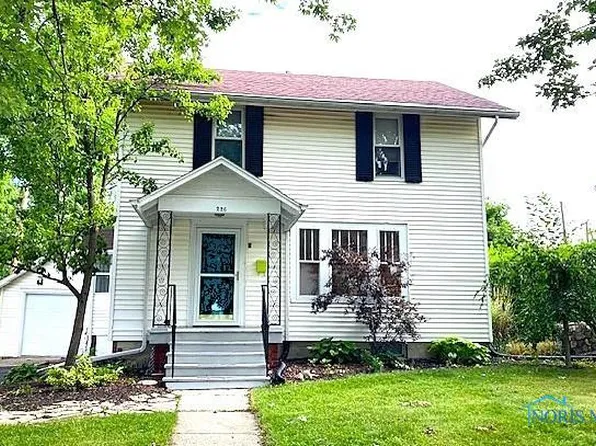 226 Grove St, Bluffton, OH 45817