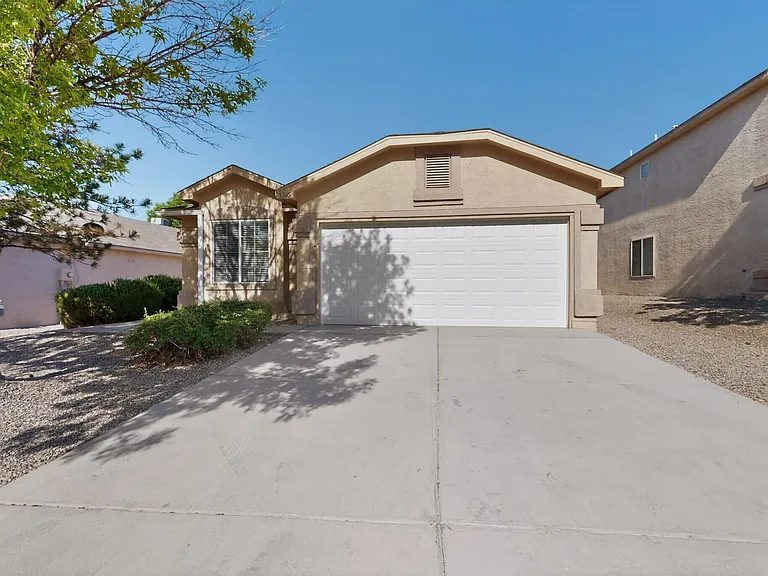 3305 Tin Cup Rd NE — Photo 1