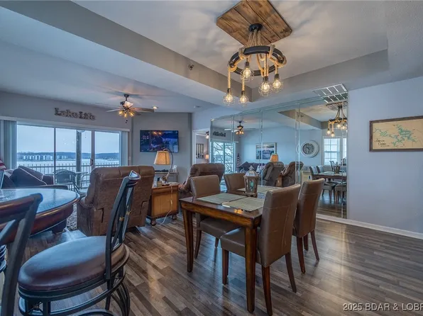 600 W Harbour Towne Dr #603W, Lake Ozark, MO 65049