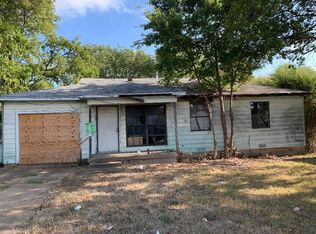 2939 N El Centro Way, Dallas, TX 75241