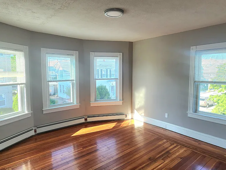 65 W Cole St #2 — Photo 7