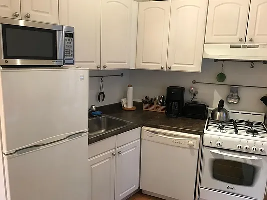 Rented by Maz Group NY | media 13