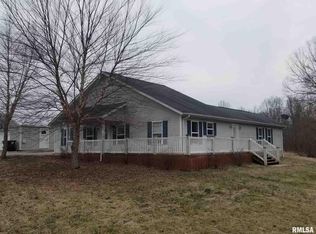 55 Pioneer Ln, Vienna, IL 62995