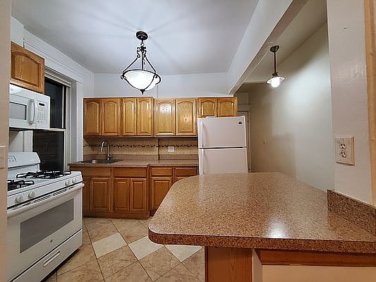 1st image of 11-47 45th Ave #8