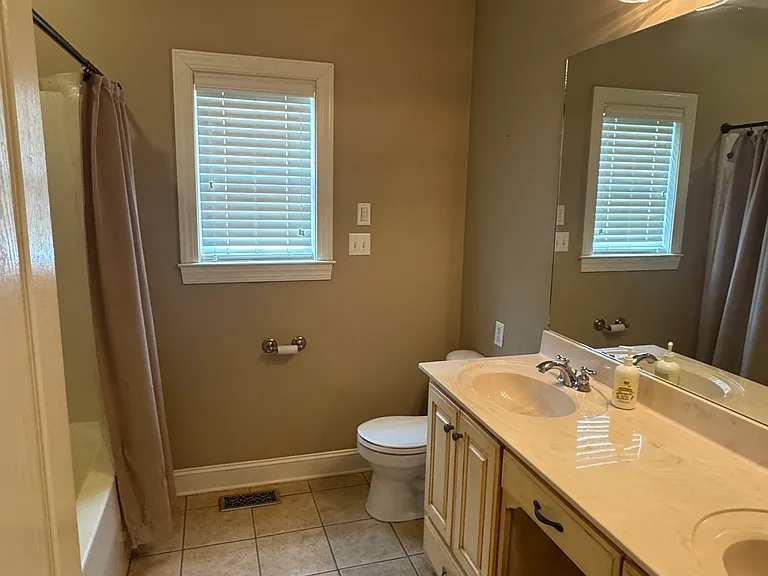 133 Ivybrook Cv — Photo 15