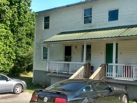 1st image of 147 Brush Hill Ct