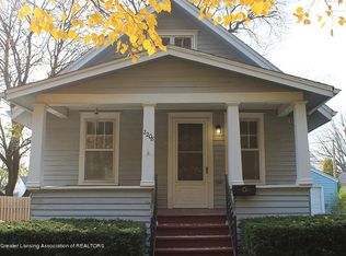 2208 Greencroft Rd, Lansing, MI 48910