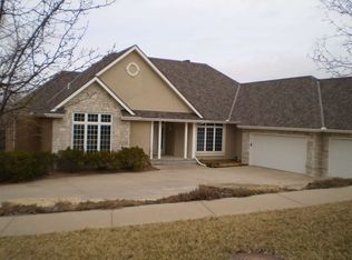 5200 SW 40th Ter, Topeka, KS 66610