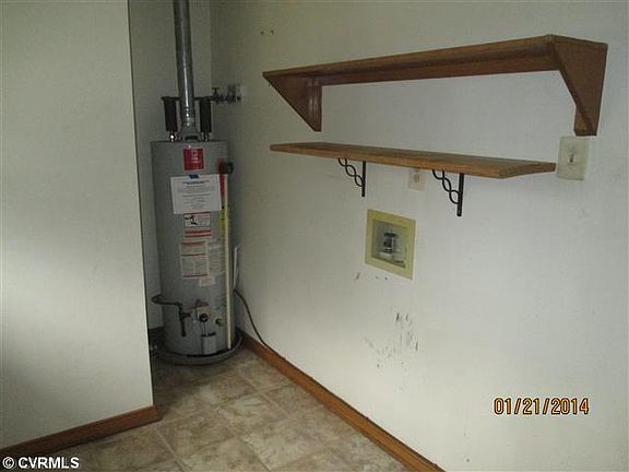 5th image of 8946 Woods Edge Dr