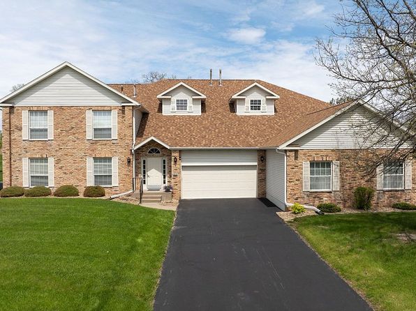 2830 Towne House Dr NE