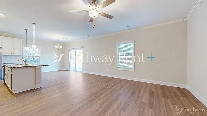 153 Susannah St — Photo 3
