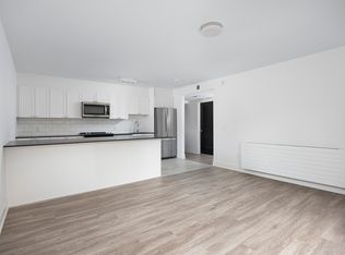 70 Parkwoods Village Dr., Toronto, ON M3A 2X7