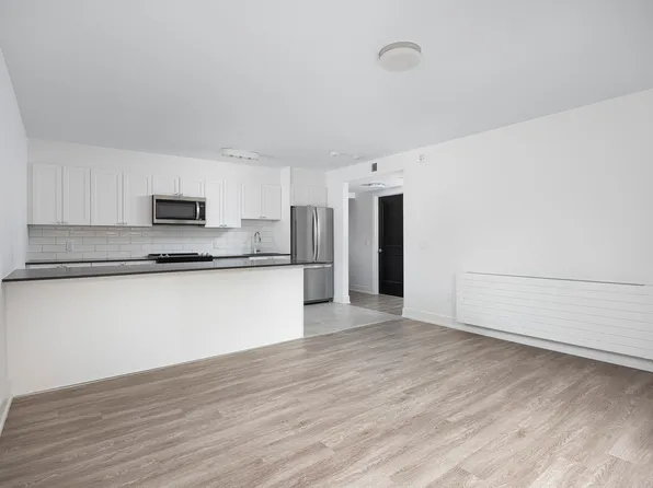 70 Parkwoods Village Dr.