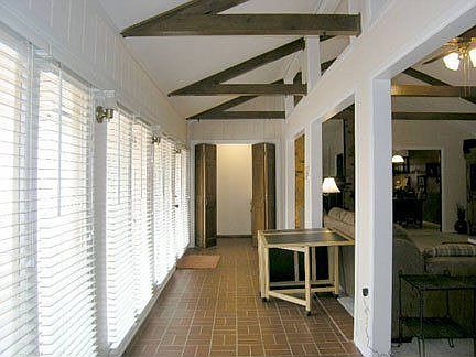 breezeway/entertainment area