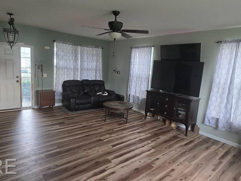2nd image of 9151 Lantern Way