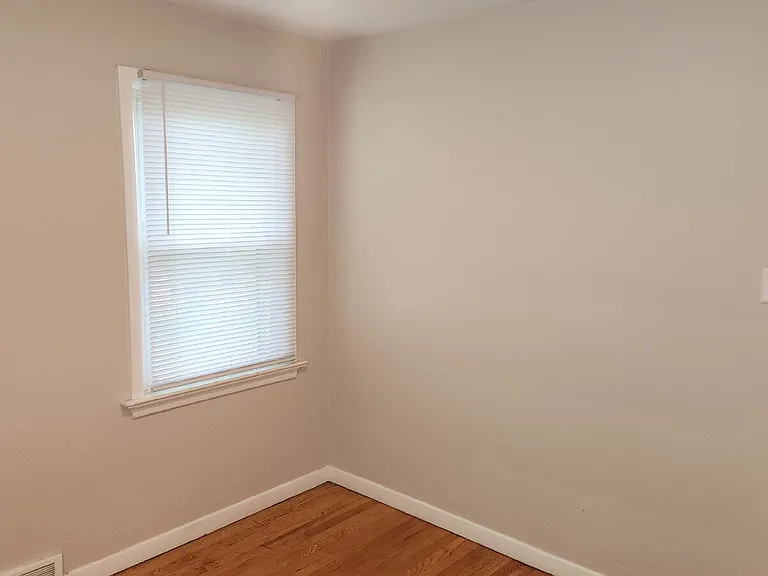 6122 Jackson Ave — Photo 11