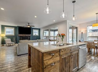 61132 SE Ambassador Dr, Bend, OR 97702