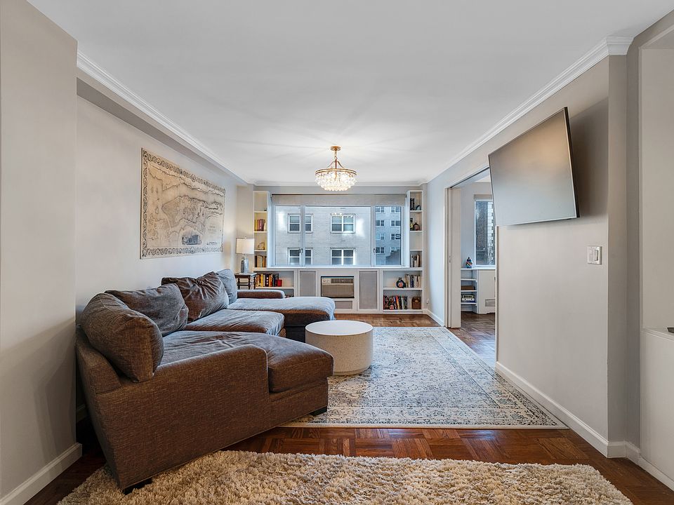 1st image of 105 W 13th St APT 5E