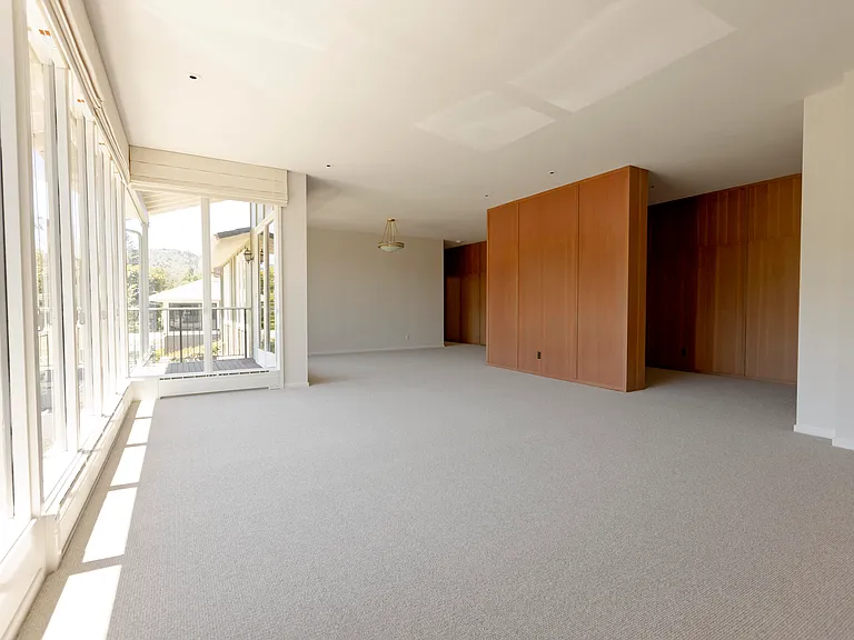 44 Bayview Ave — Photo 8