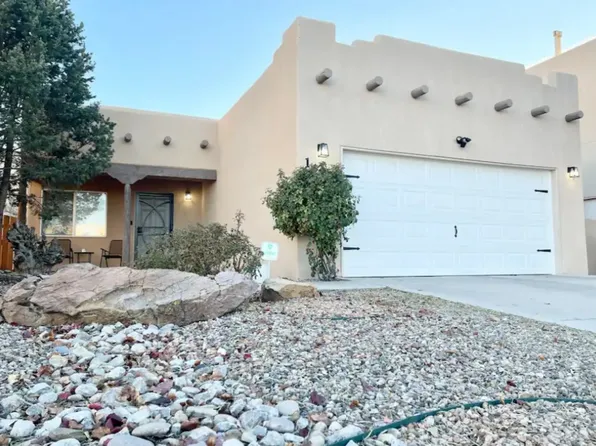 1404 Vista Monte Dr NE, Albuquerque, NM 87113