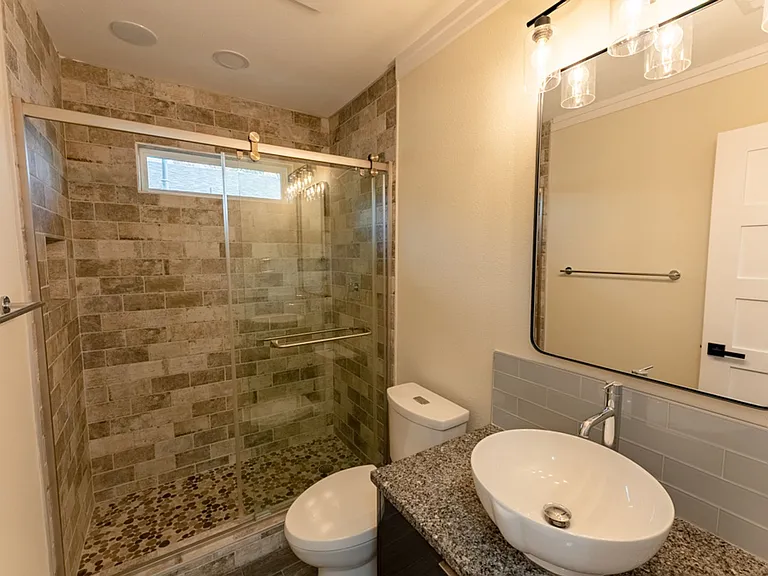 5702 Tracy Lynn Ln #B — Photo 18