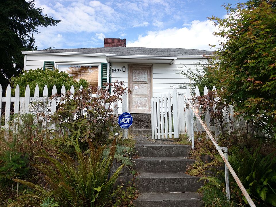 2nd image of 8437 36th Ave SW