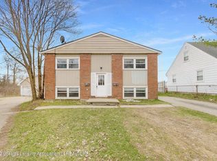 858 E Greenlawn Ave #B, Lansing, MI 48910